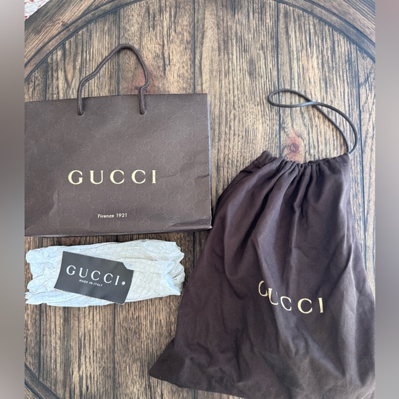 Gucci Authentic Heart Buckle Belt IT SZ 85/34 Black Gold - Picture 4 of 14